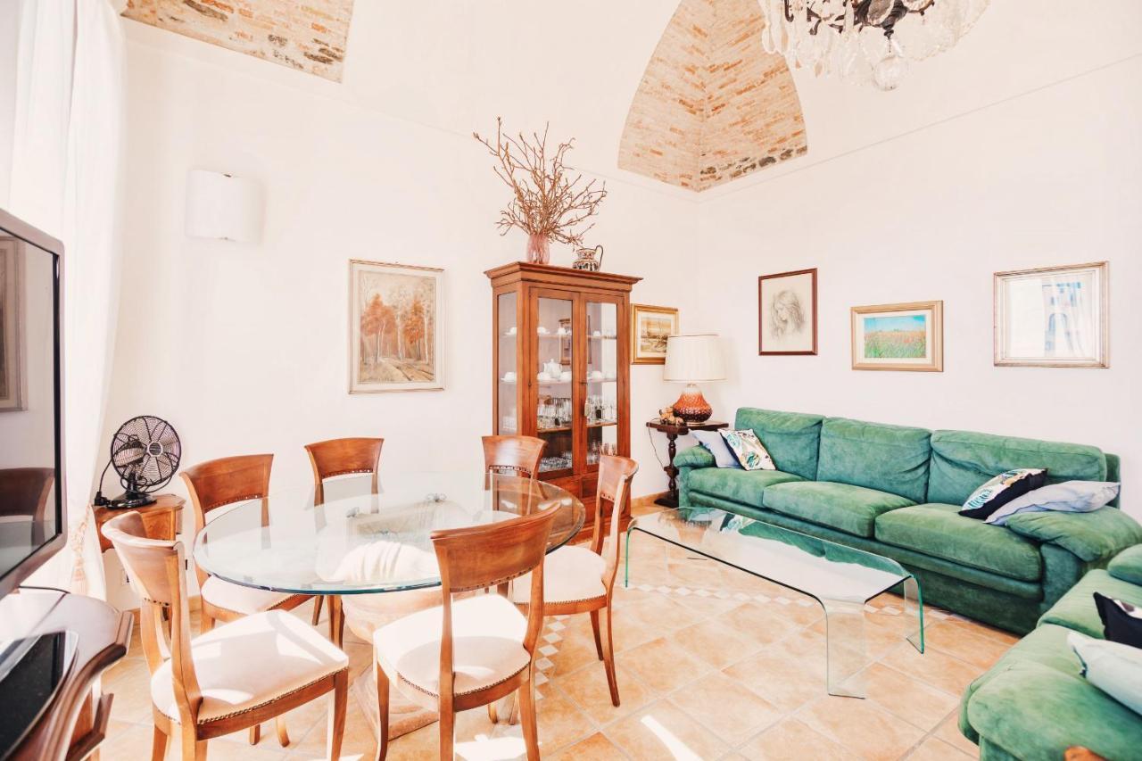 Appartamento Fronte Mare A Ospedaletti By Wonderful Italy Luaran gambar